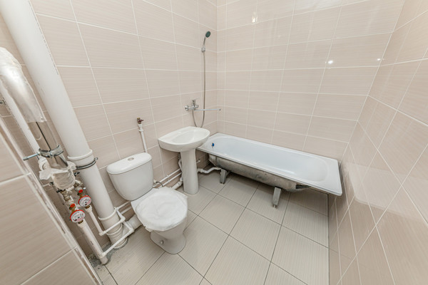 Продам двухкомнатную (2-комн.) квартиру, Краснопольский пр-кт, 30, Челябинск г