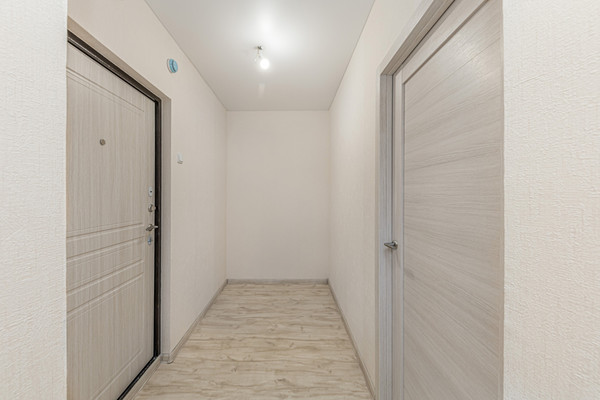 Продам двухкомнатную (2-комн.) квартиру, Краснопольский пр-кт, 30, Челябинск г