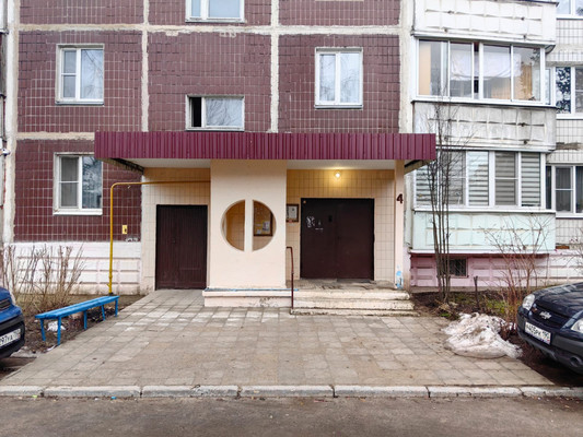 Продам двухкомнатную (2-комн.) квартиру, им Владимира Махалина мкр, 3, Дмитров г