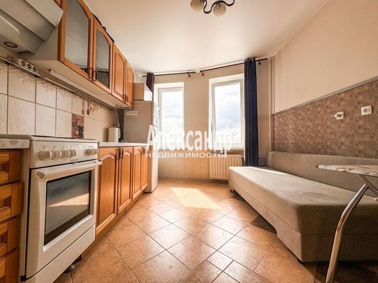 Продам однокомнатную (1-комн.) квартиру, Северный пр-кт, 18/1, Санкт-Петербург г