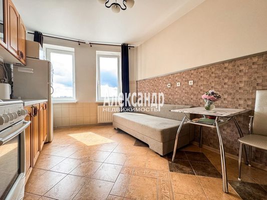 Продам однокомнатную (1-комн.) квартиру, Северный пр-кт, 18/1, Санкт-Петербург г