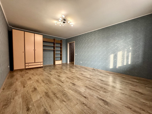 Сдам двухкомнатную (2-комн.) квартиру, Норильская ул, 3в, Красноярск г