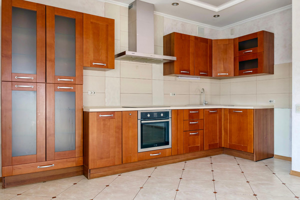 Продам трехкомнатную (3-комн.) квартиру, Свободы ул, 85, Киров г