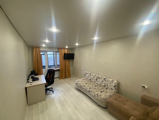 Продам однокомнатную (1-комн.) квартиру, Магаданская ул, 18ка, Казань г
