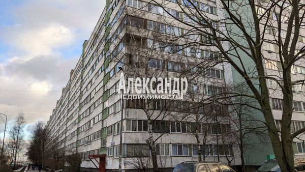 Продам трехкомнатную (3-комн.) квартиру, Жени Егоровой ул, 5к1, Санкт-Петербург г