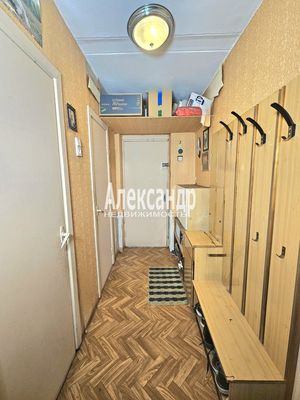 Продам однокомнатную (1-комн.) квартиру, Крыленко ул, 31, Санкт-Петербург г