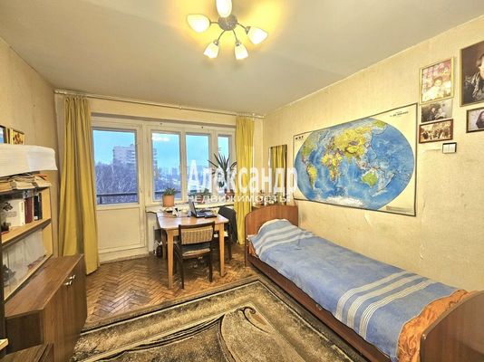 Продам однокомнатную (1-комн.) квартиру, Крыленко ул, 31, Санкт-Петербург г