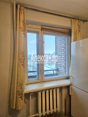Продам однокомнатную (1-комн.) квартиру, Крыленко ул, 31, Санкт-Петербург г