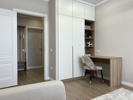 Продам двухкомнатную (2-комн.) квартиру, Крылова ул, 13к1, Анапа г