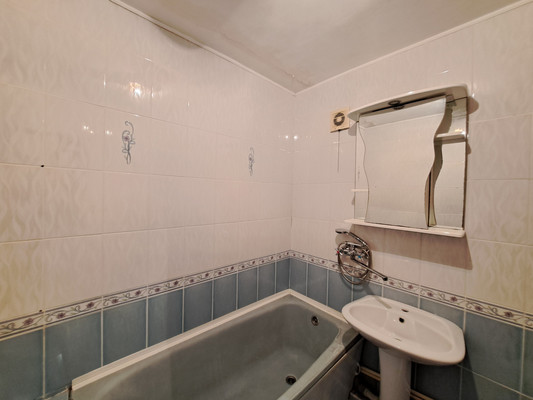 Продам двухкомнатную (2-комн.) квартиру, Мусукаева ул, 34, Нальчик г