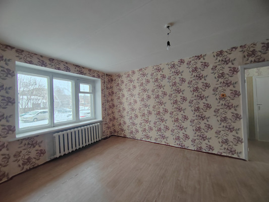 Продам двухкомнатную (2-комн.) квартиру, Красноармейская ул, 70, Нижний Тагил г