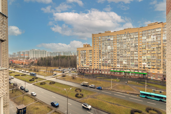 Продам трехкомнатную (3-комн.) квартиру, Авиаконструкторов пр-кт, 38к1, Санкт-Петербург г