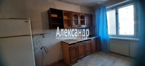 Продам комнату в 11-комн. квартире, Маршала Жукова пр-кт, 20, Санкт-Петербург г