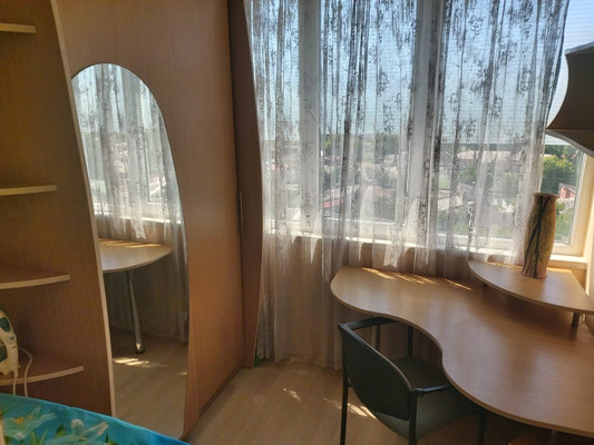 Продам двухкомнатную (2-комн.) квартиру, Павленко ул, 54, Симферополь г