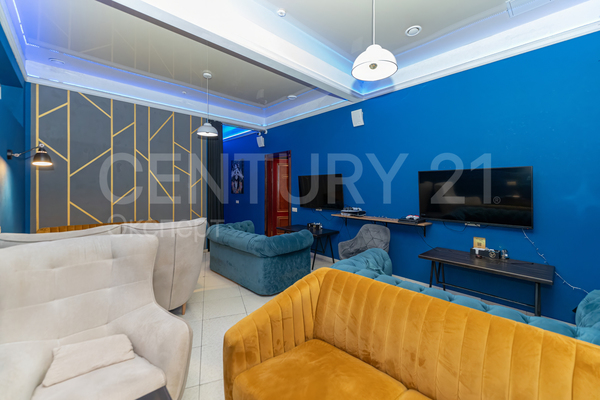 Продам коммерческое помещение 217 м2, Университетская ул, 2В , Калининград г