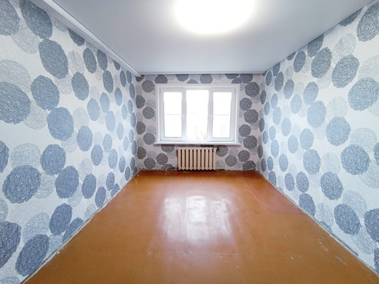 Продам двухкомнатную (2-комн.) квартиру, Строителей ул, 27/5, Новомичуринск г
