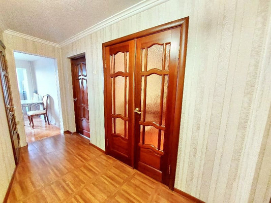 Продам трехкомнатную (3-комн.) квартиру, Ленина пр-кт, 61, Баксан г