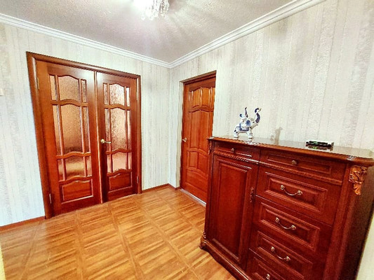 Продам трехкомнатную (3-комн.) квартиру, Ленина пр-кт, 61, Баксан г