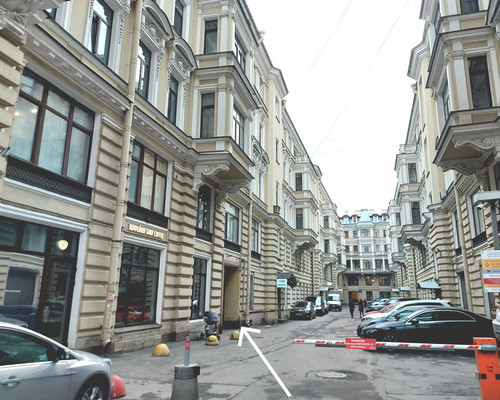Продам трехкомнатную (3-комн.) квартиру, Пестеля ул, 13-15, Санкт-Петербург г