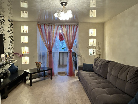 Продам трехкомнатную (3-комн.) квартиру, Ленинский пр-кт, 20а, Йошкар-Ола г