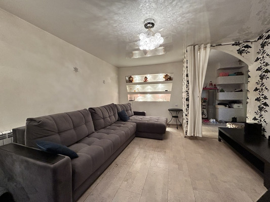 Продам трехкомнатную (3-комн.) квартиру, Ленинский пр-кт, 20а, Йошкар-Ола г