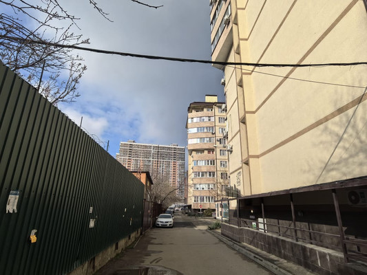 Продам однокомнатную (1-комн.) квартиру, им. Селезнева ул, 4к10, Краснодар г