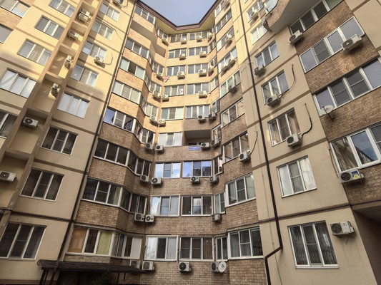 Продам однокомнатную (1-комн.) квартиру, им. Селезнева ул, 4к10, Краснодар г
