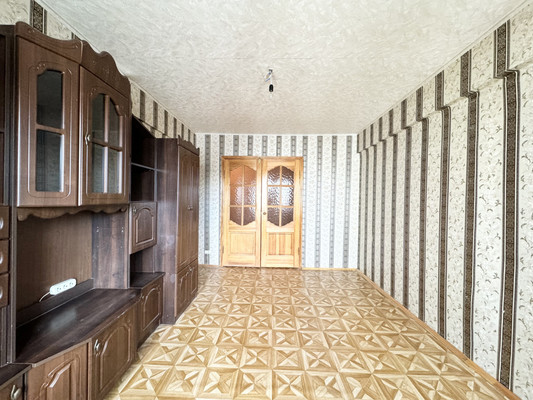 Продам двухкомнатную (2-комн.) квартиру, Орловская ул, 6, Брянск г