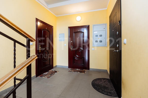 Продам трехкомнатную (3-комн.) квартиру, Пугачева ул, 20А , Зеленоградск г