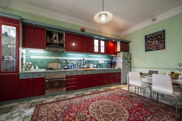 Продам коммерческое помещение 470 м2, Вишневая ул, 1, Саки г