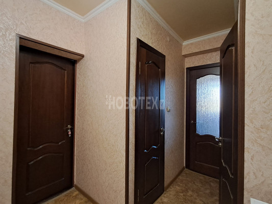 Продам двухкомнатную (2-комн.) квартиру, Ленина ул, 244, Горячий Ключ г