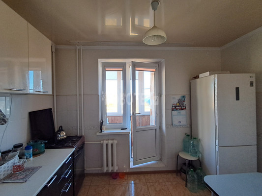 Продам двухкомнатную (2-комн.) квартиру, Ленина ул, 244, Горячий Ключ г