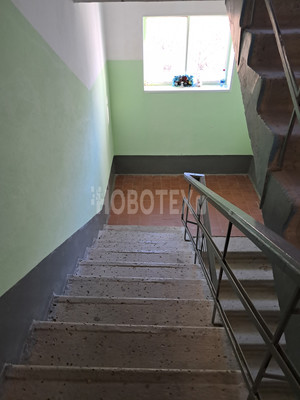 Продам двухкомнатную (2-комн.) квартиру, Ленина ул, 244, Горячий Ключ г