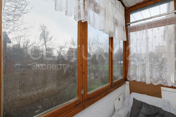 Продам двухкомнатную (2-комн.) квартиру, Островского ул, 15 , Калининград г