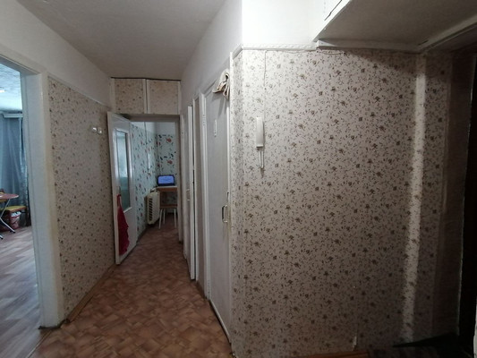 Продам трехкомнатную (3-комн.) квартиру, Одоевского ул, 27, Ишим г