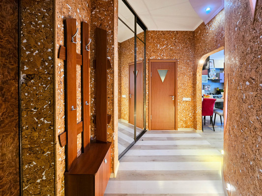 Продам однокомнатную (1-комн.) квартиру, Ледовая ул, 19, Ханты-Мансийск г