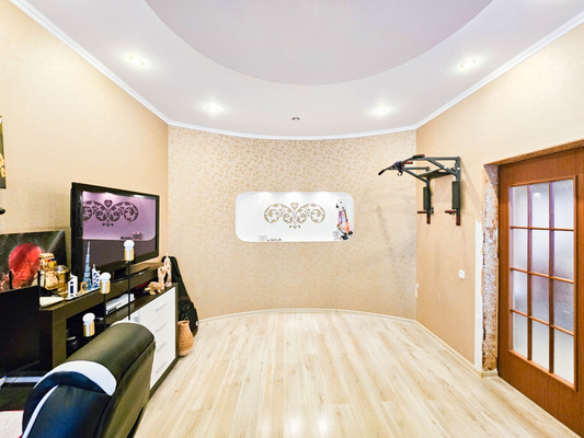 Продам однокомнатную (1-комн.) квартиру, Ледовая ул, 19, Ханты-Мансийск г