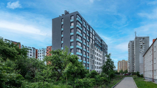 Продам двухкомнатную (2-комн.) квартиру, Батальная ул, 65Ак1, Калининград г