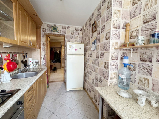 Продам трехкомнатную (3-комн.) квартиру, Адмирала Трибуца наб, 53, Калининград г