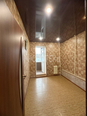 Продам трехкомнатную (3-комн.) квартиру, Филатова ул, 3, Майский п