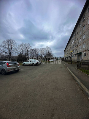 Продам трехкомнатную (3-комн.) квартиру, Филатова ул, 3, Майский п