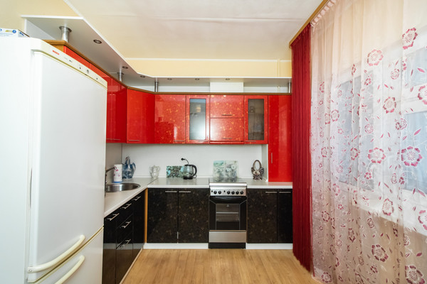 Продам двухкомнатную (2-комн.) квартиру, Энгельса ул, 3, Ханты-Мансийск г