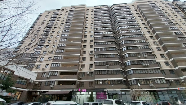 Сдам двухкомнатную (2-комн.) квартиру, им. Цезаря Куникова ул, 35, Краснодар г
