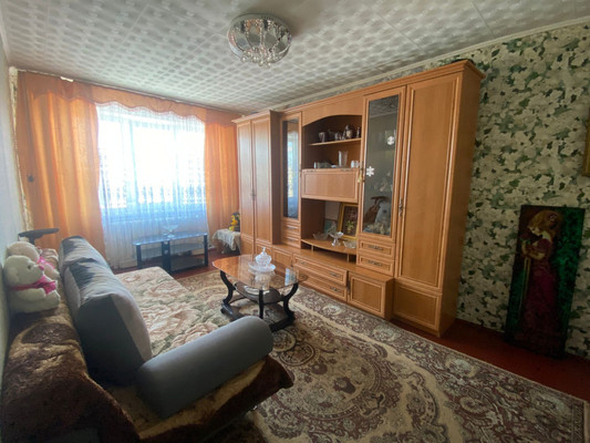 Продам двухкомнатную (2-комн.) квартиру, Суворова ул, 12, Барнаул г