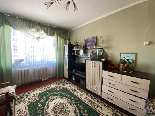 Продам двухкомнатную (2-комн.) квартиру, Суворова ул, 12, Барнаул г