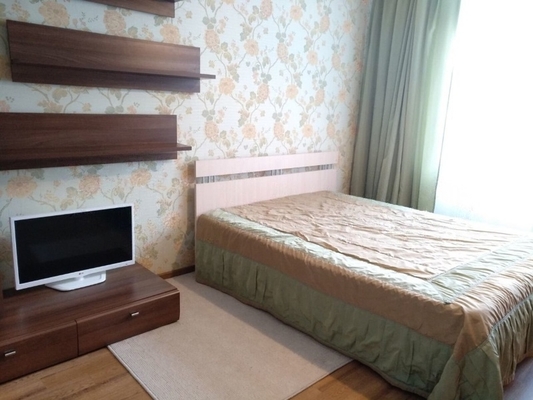 Сдам однокомнатную (1-комн.) квартиру, Краснодарская ул, 11, Энгельс г