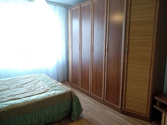 Сдам однокомнатную (1-комн.) квартиру, Краснодарская ул, 11, Энгельс г