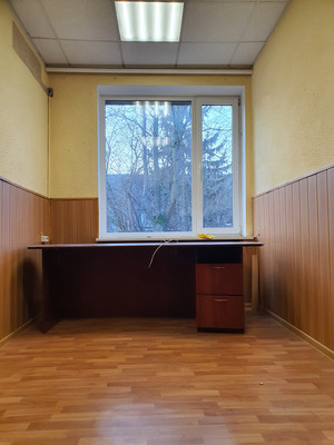 Сдам коммерческое помещение 300 м2, Баженова ул, 21, Калининград г