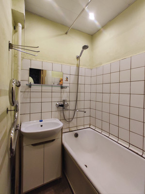 Сдам двухкомнатную (2-комн.) квартиру, Барклая ул, 16к2, Москва г
