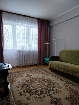 Продам двухкомнатную (2-комн.) квартиру, Химиков ул, 15, Великий Новгород г